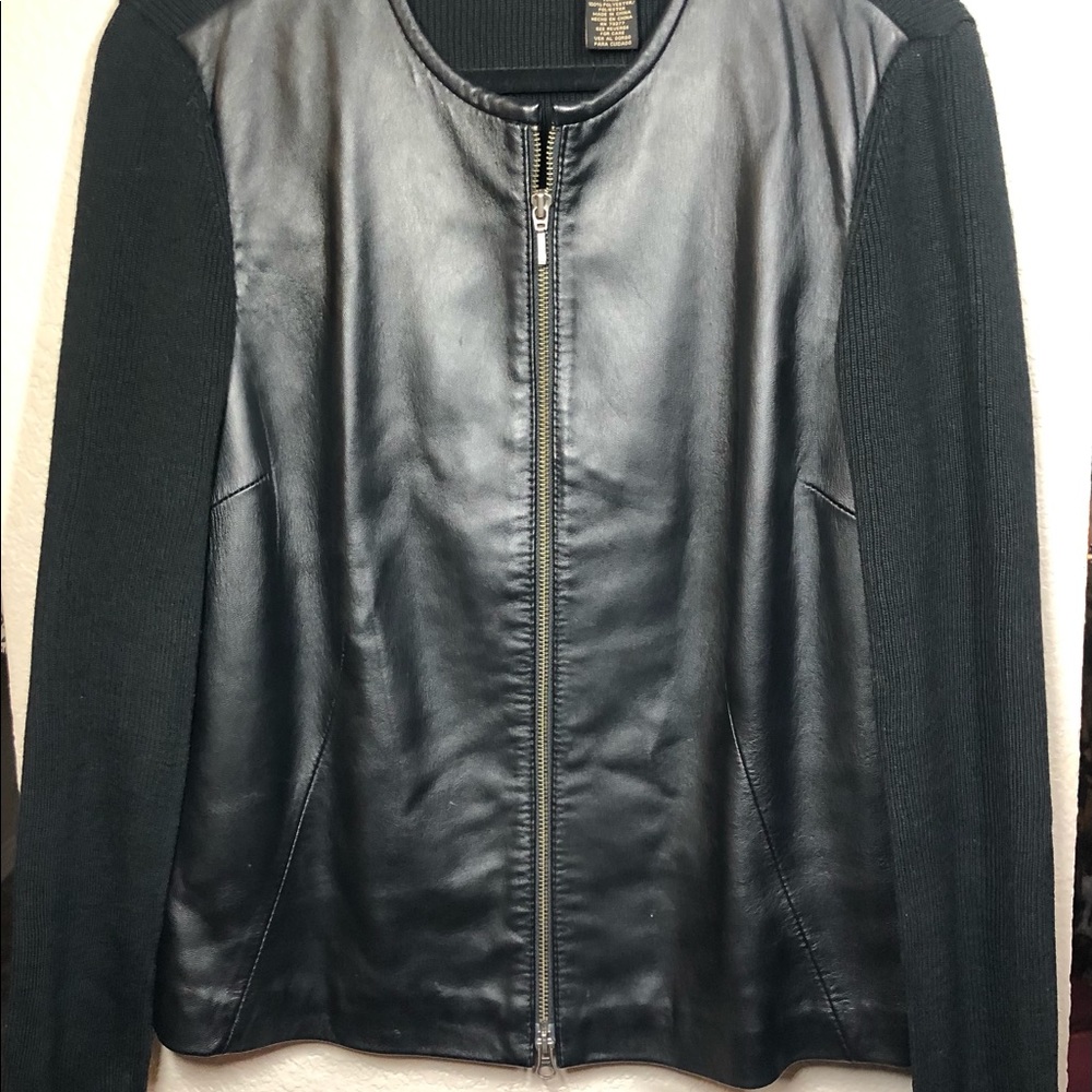 Zip up Sweater with leather